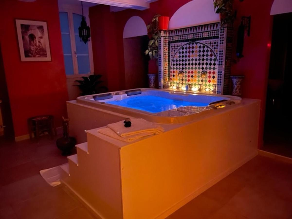 Chateau De Mathod Chambres D'Hotes 외부 사진
