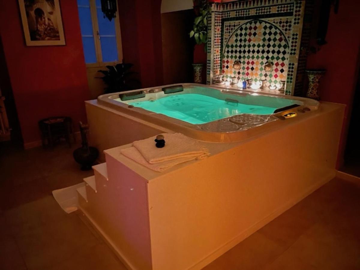 Chateau De Mathod Chambres D'Hotes 외부 사진